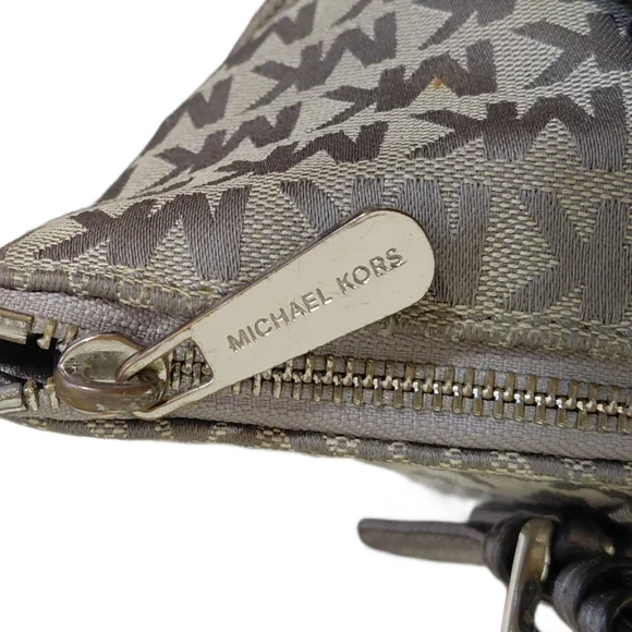 Michael Kors Jet Set Gray Logo Tote Monagrammed Shoulder Bag - Picture 5 of 13